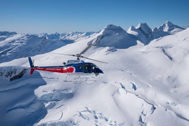 Milford Sound - Coach Cruise Heli - Incl. Picnic Lunch - Photo 1 of 25